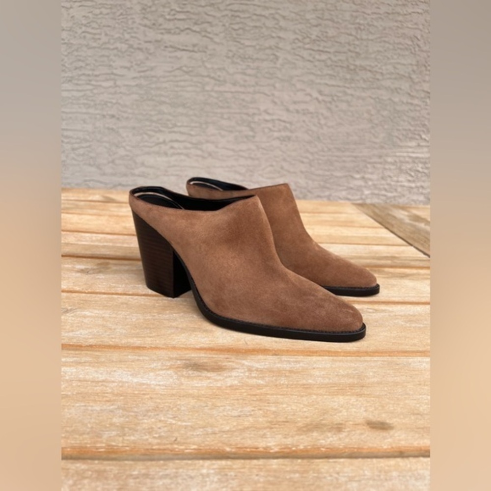 NWOT Banana Republic tan brown suede western mule size 9 cowgirl